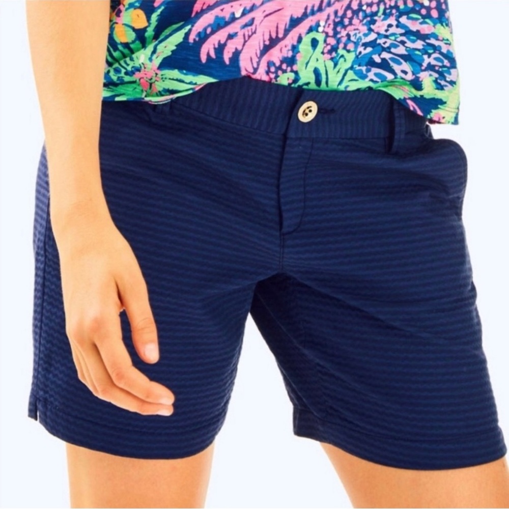 WORN ONCE Lilly Pulitzer Jayne Short True Navy Dobby Fabric 14